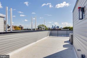 Foto del edificio - 1223 W Lehigh Ave