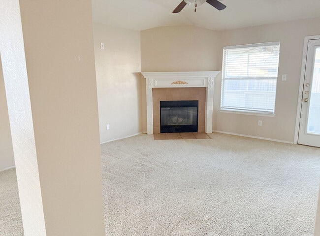 Foto del edificio - 4603 Causeway Ct