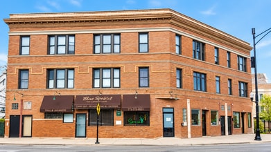 Building Photo - 2169 N Milwaukee Ave
