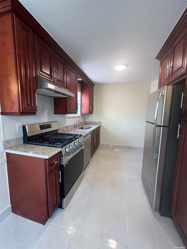 Foto principal - 59-31-59-72 72nd St