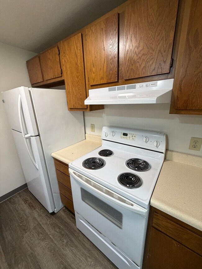 Building Photo - 2207 Spansail Dr
