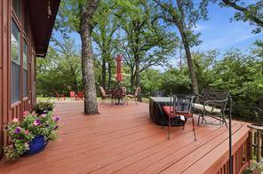 Foto del edificio - 111 Oaktree Ln