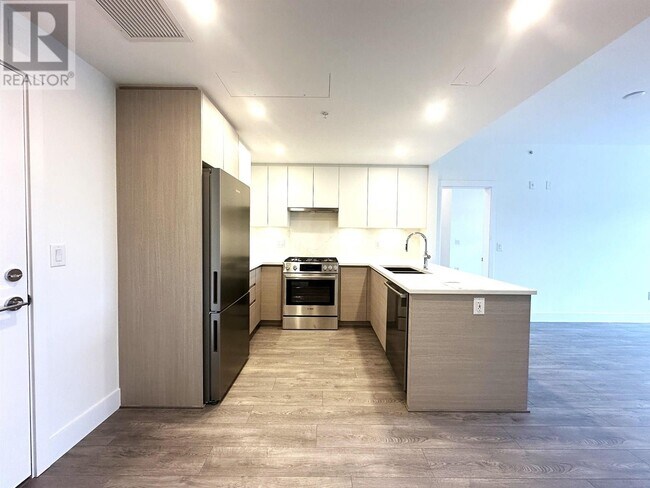 Photo du bâtiment - 4780-4780 Hastings St