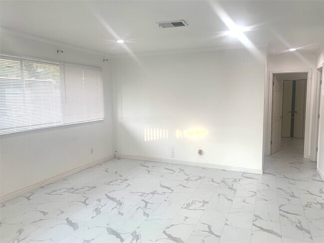 Foto del edificio - 909 Silber Rd