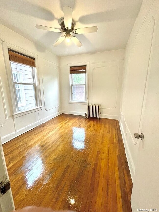 Foto del edificio - 47-16 67th St