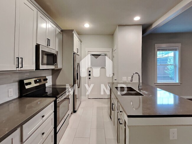 Foto del edificio - 935 W Craig Pl Unit 102