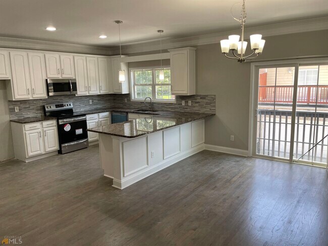 Building Photo - 1474 N Circle Dr NW