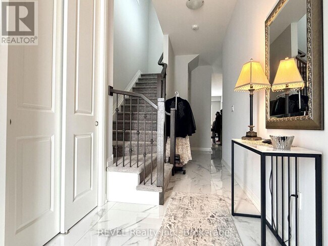 Building Photo - 7356 Majestic Trl