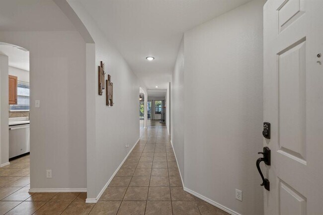 Foto del edificio - 108 David Dr