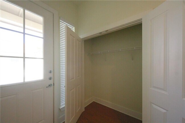 Building Photo - 2400 Louis Henna Blvd