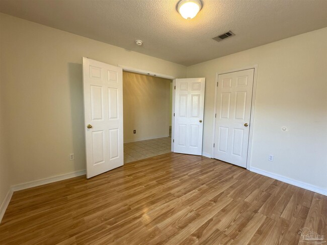 Building Photo - 3328 Marion Oaks Way