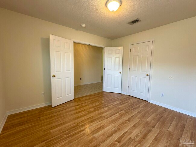 Foto del edificio - 3328 Marion Oaks Way