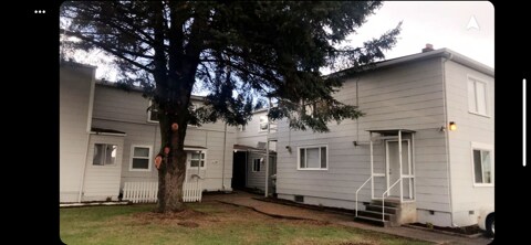 Foto principal - 114 W Cedar St