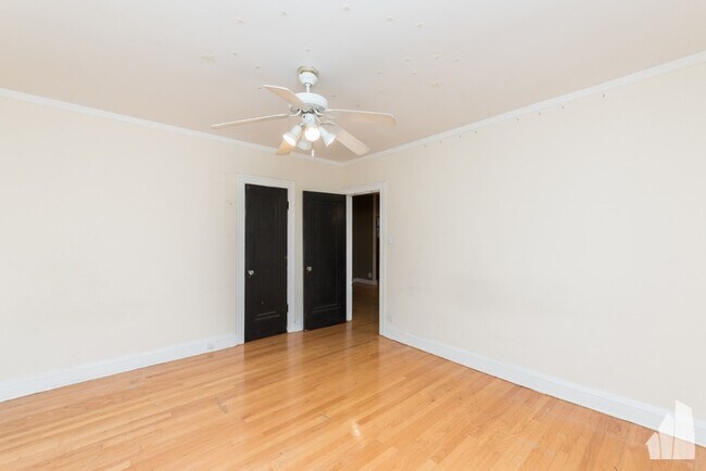 Foto del edificio - 4901 N Hermitage Ave