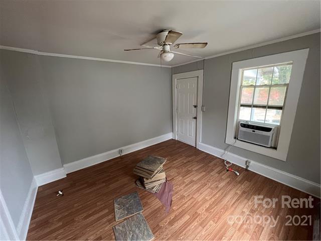 Foto del edificio - 723 E Sycamore St