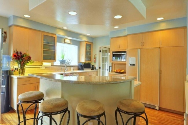 Foto del edificio - 509 Midway St