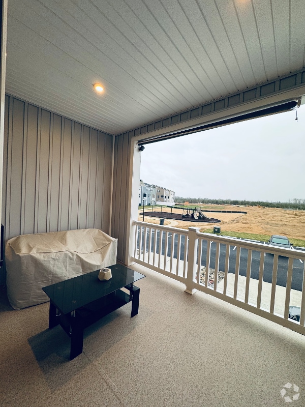 Building Photo - 4534 Briarhaven Dr