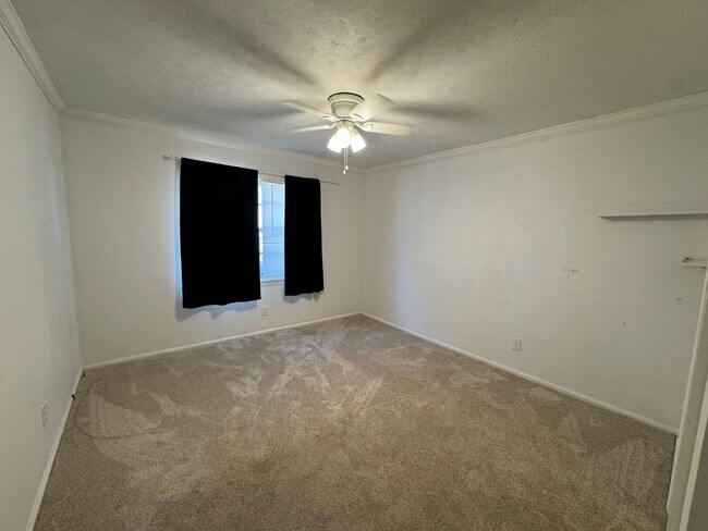 Foto del edificio - 3 BR 2BA zoned Eura Brown Elementary- Spacious home with large yard