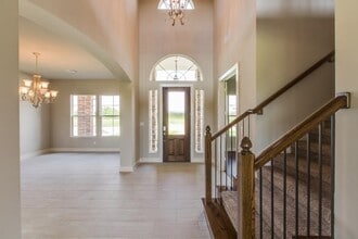 Building Photo - 76 Palmero Way