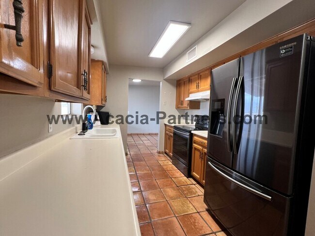 Foto del edificio - Two Bedroom Home