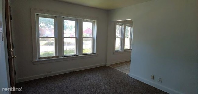 Building Photo - 4063 N 29th St
