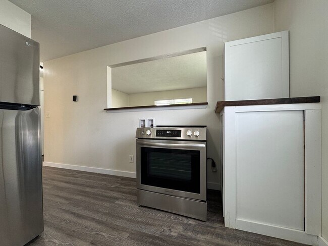 Foto del edificio - 1100 S Willow St