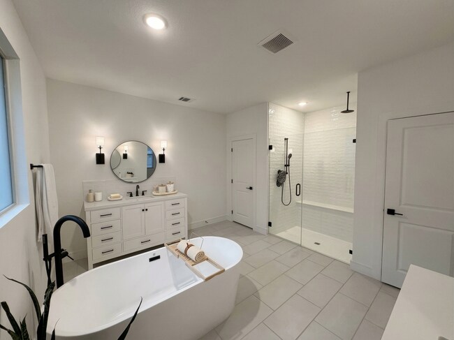 Foto del edificio - 733 Faith Bud Ln