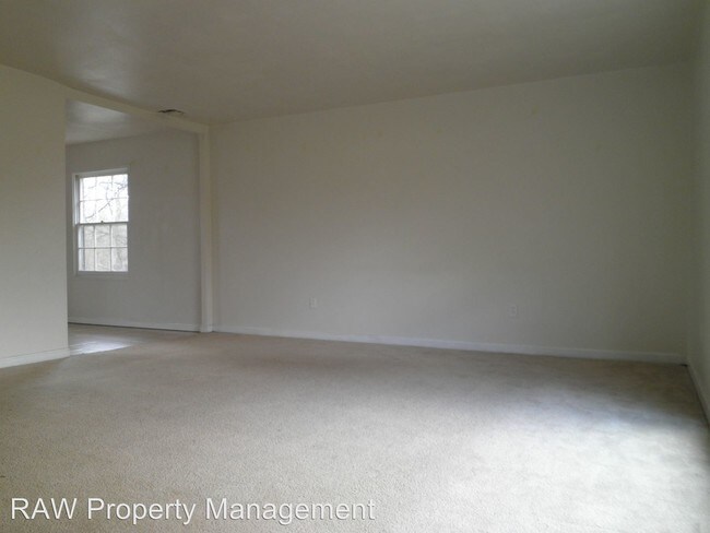 Building Photo - 9156 Yorkridge Dr
