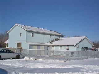 Building Photo - 130 Karen St