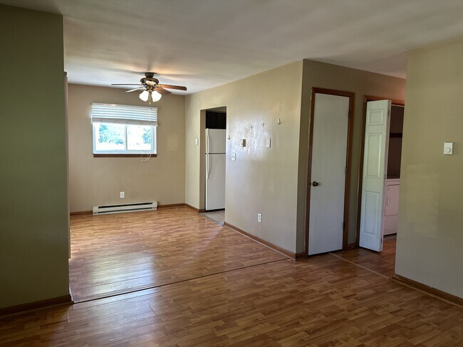 Foto del edificio - 1688 Tabortown St