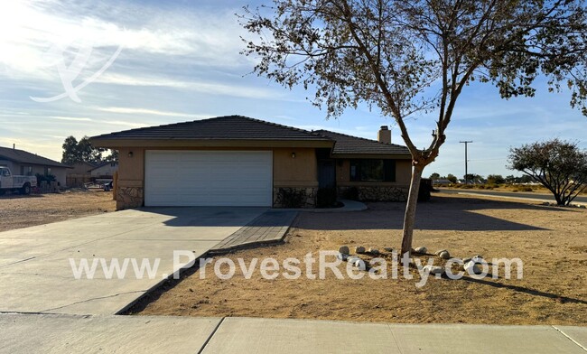 Building Photo - 3 Bed, 2 Bath Apple Valley Home!!