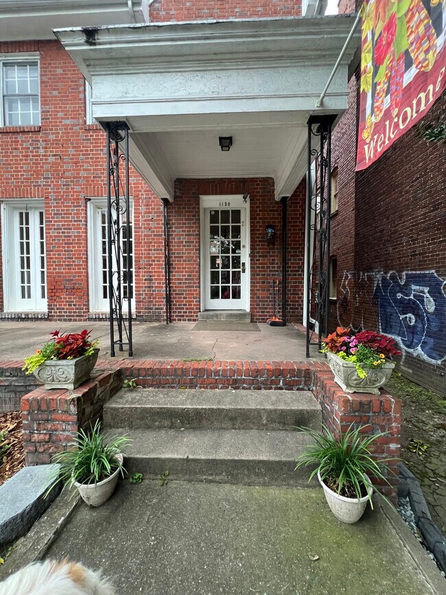 Foto del edificio - 1130 W Grace St