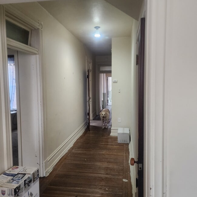 Building Photo - 511 N 8th St