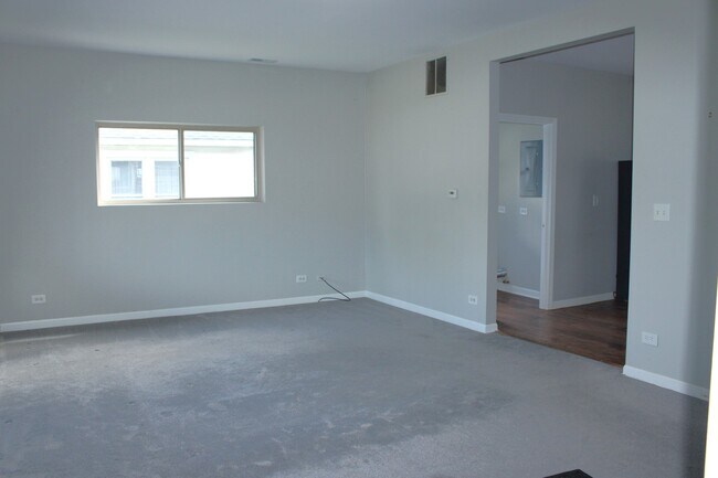 Foto del edificio - 135 E Chestnut St