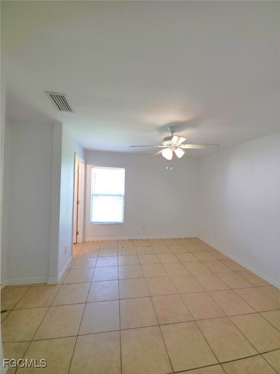 Foto del edificio - 2211 NE 15th Ln