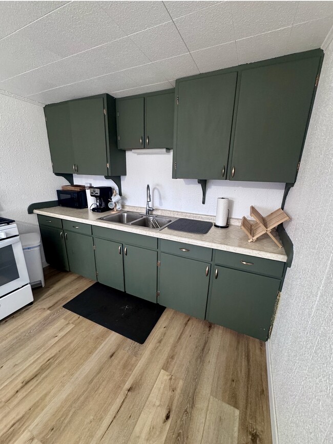 Foto del edificio - 162 Fremont Lake Rd