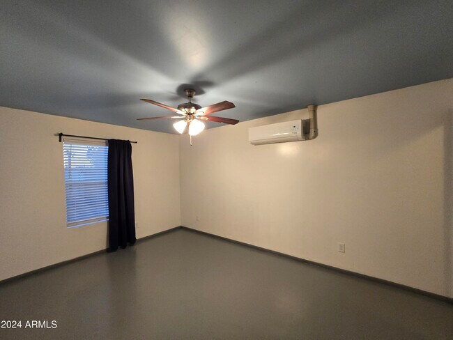 Foto del edificio - 2302 N 36th St