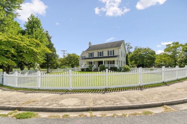 Foto del edificio - 7009 Hickory Hill Rd