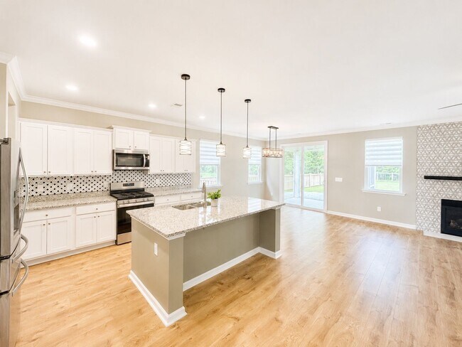 Building Photo - 119 Cherry Grv Dr
