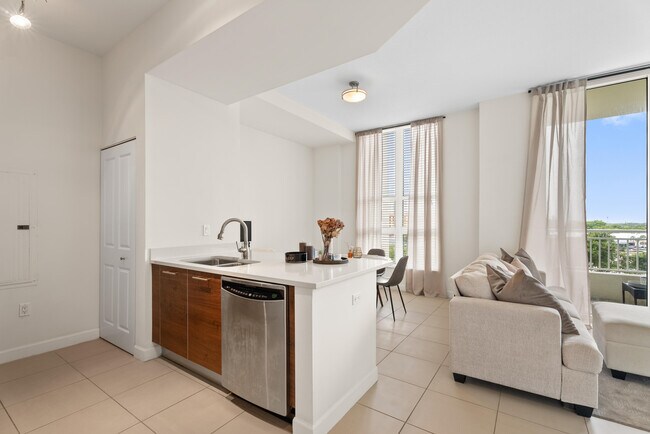 Foto del edificio - 480 Hibiscus St