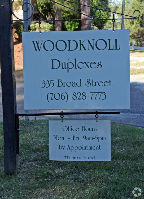 Woodknoll Duplexes Apartments in Augusta, GA