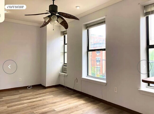 Foto del edificio - 448 E 13th St