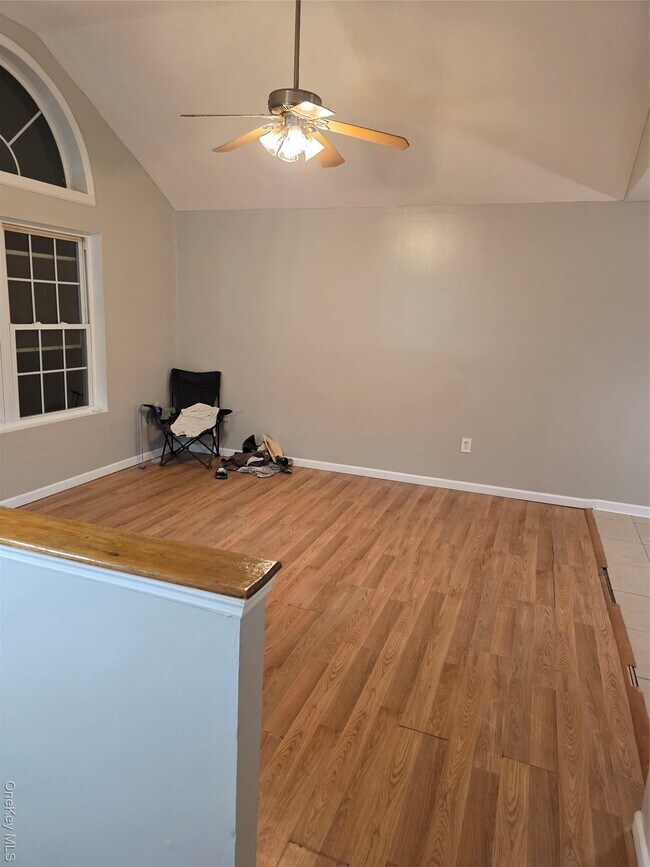 Foto del edificio - 22 Woodland St