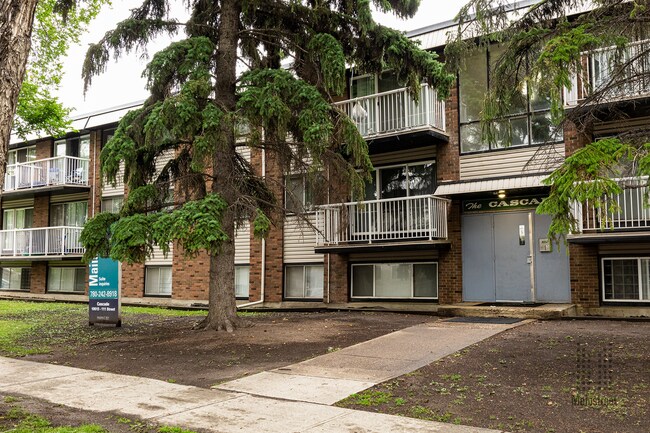 Building Photo - Cascade Manor Apartments