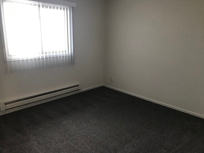 Building Photo - 7003 Tumbleweed Dr