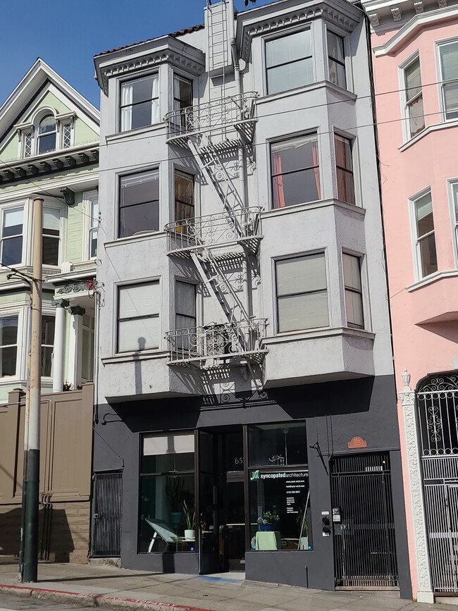 Building Photo - 659 Fillmore St