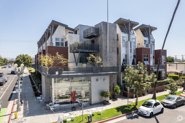 Foto del edificio - The Broadway Lofts