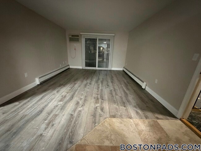 Building Photo - 169 Aiken Ave