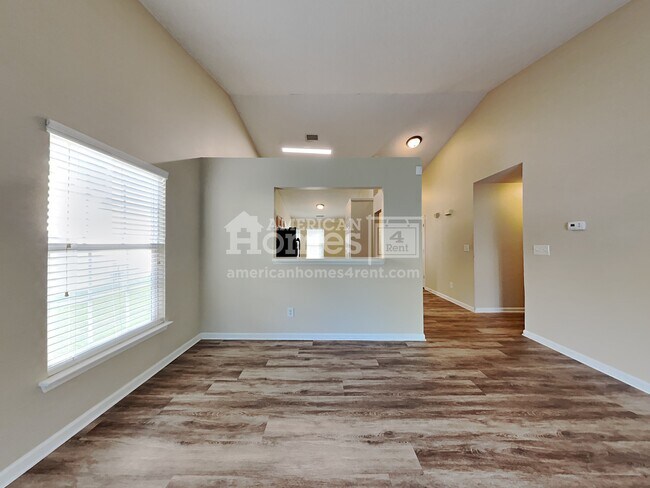 Building Photo - 1707 Summit Ridge Lane