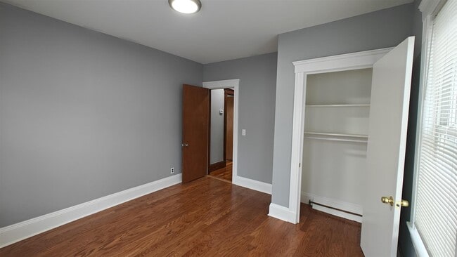 Building Photo - 308 Spring Street Ext